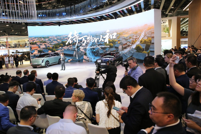 Auto China 2026 в Пекине: Китайские бренды усиливают позиции, гибриды и электромобили растут