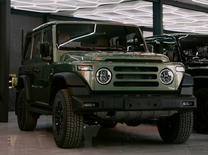 212 T01 вышел на российский рынок: цены от 4 399 000 рублей