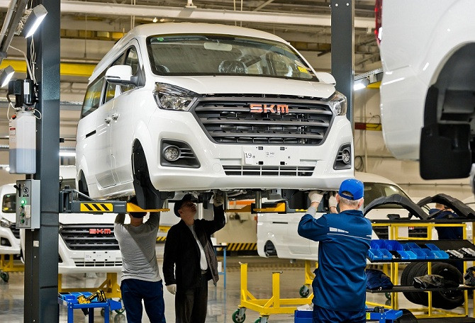 АВТОВАЗ запустил производство коммерческих автомобилей под новым брендом SKM